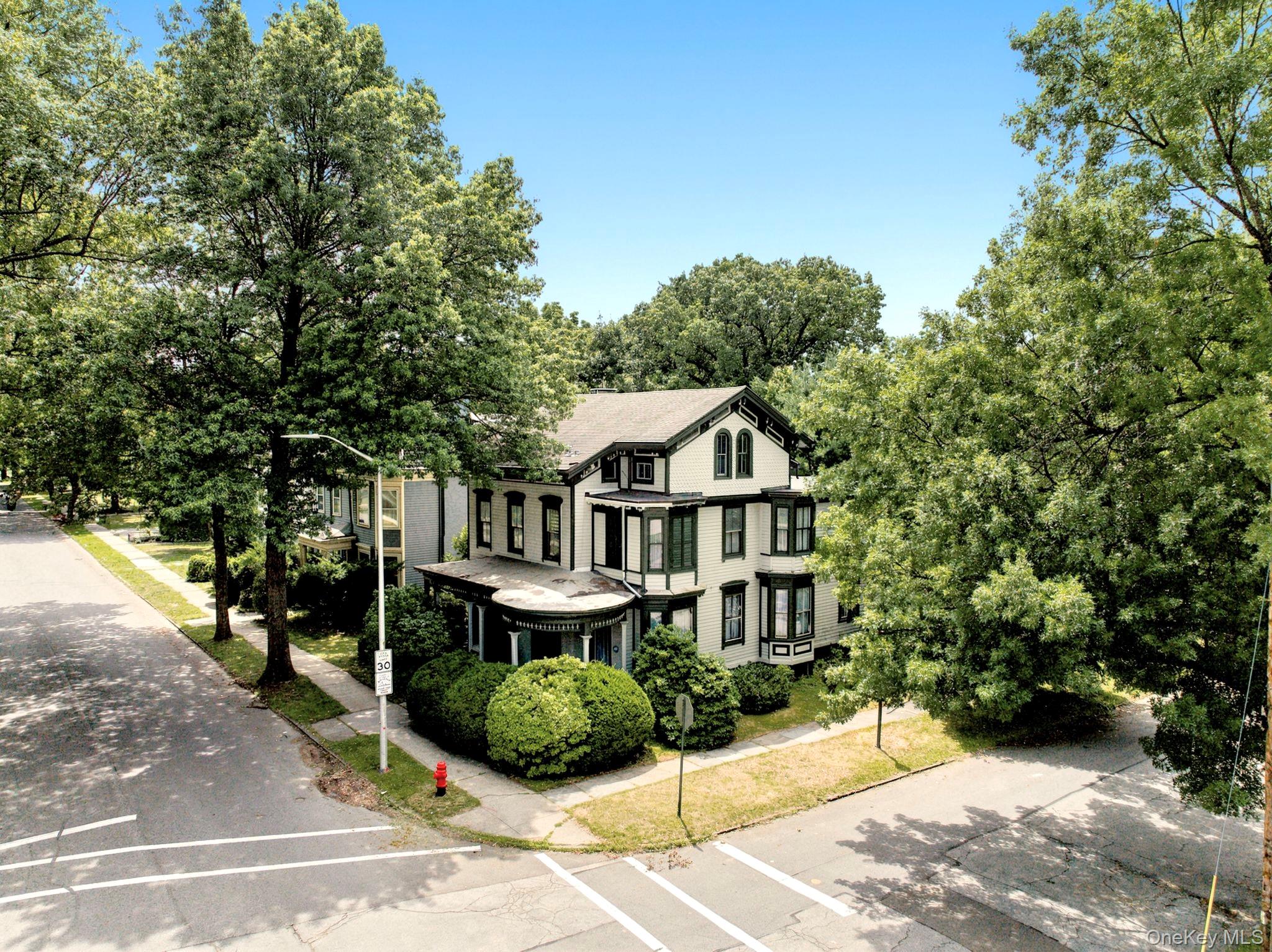 112 Academy Street Property Photo 1