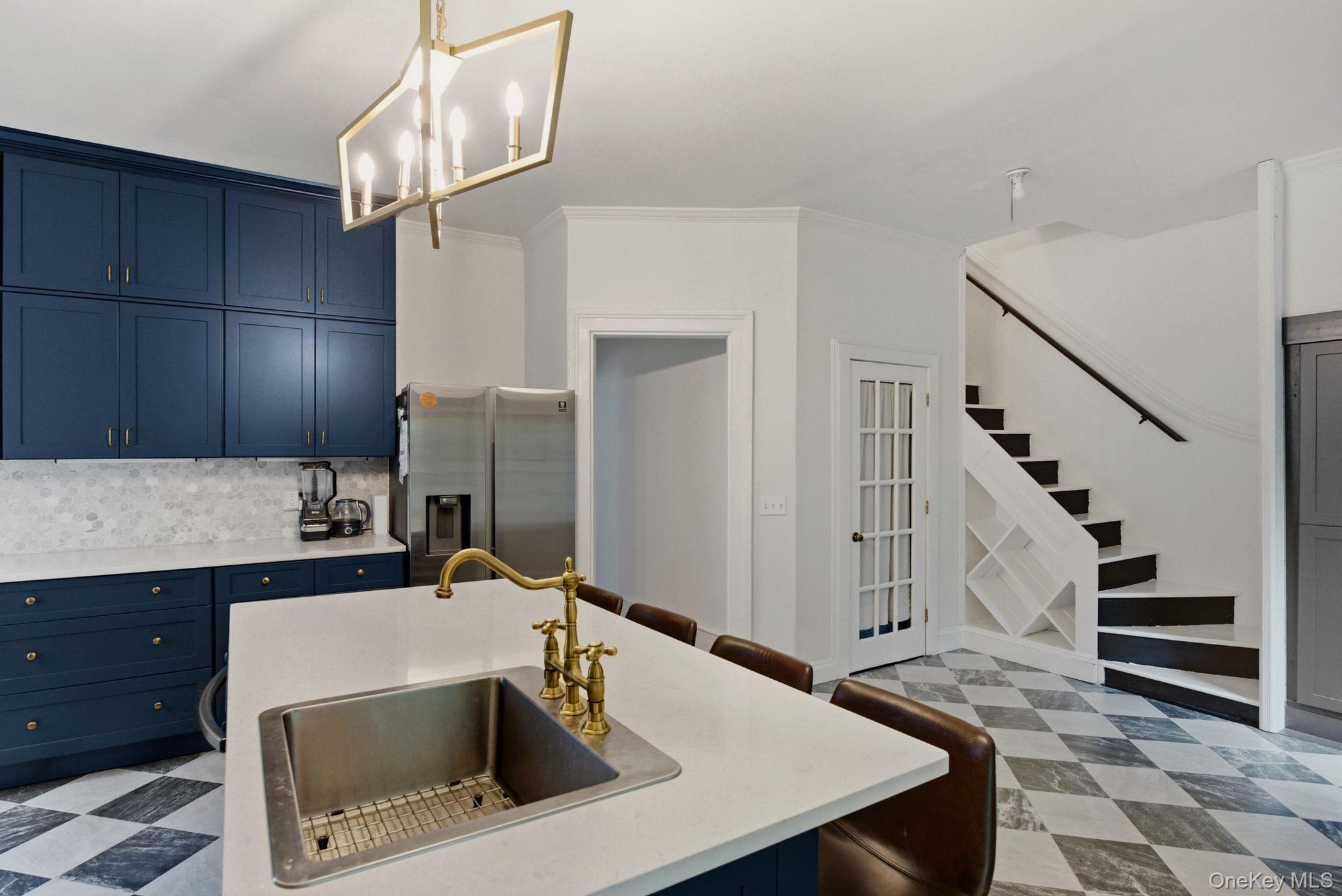112 Academy Street Property Photo 16