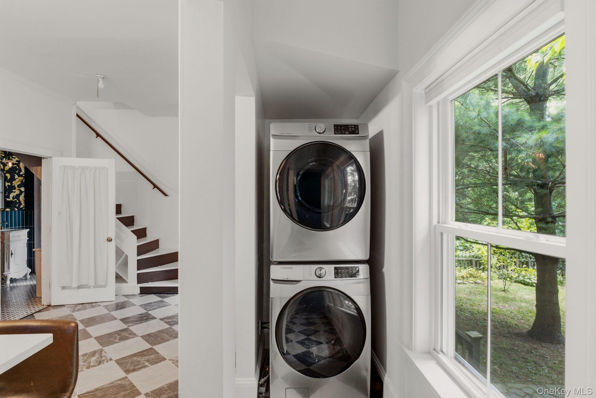 112 Academy Street Property Photo 17