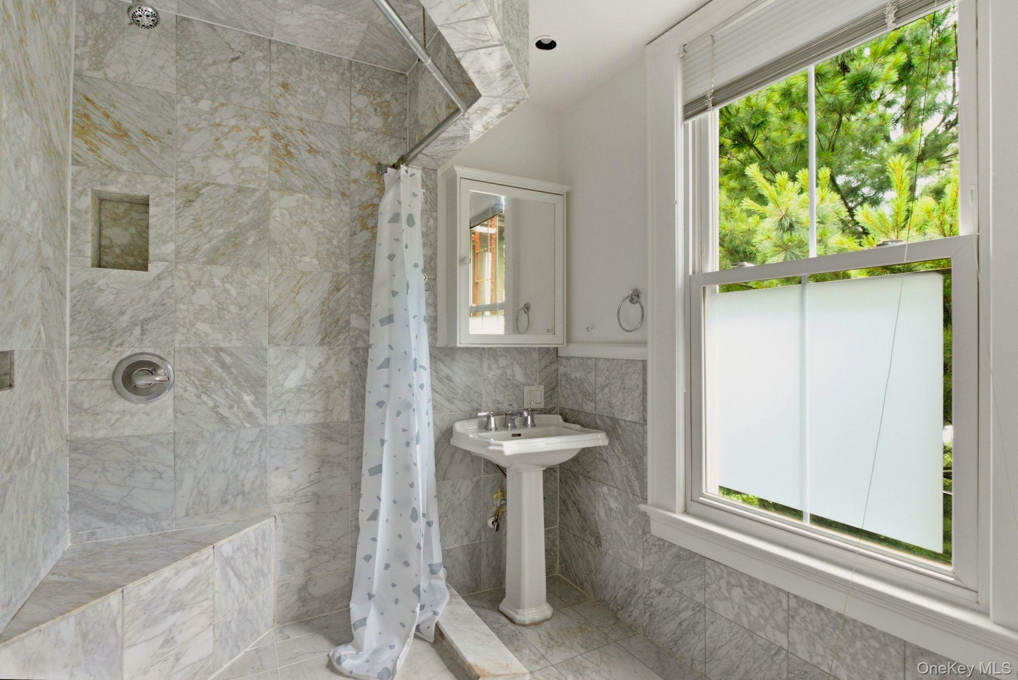 112 Academy Street Property Photo 20