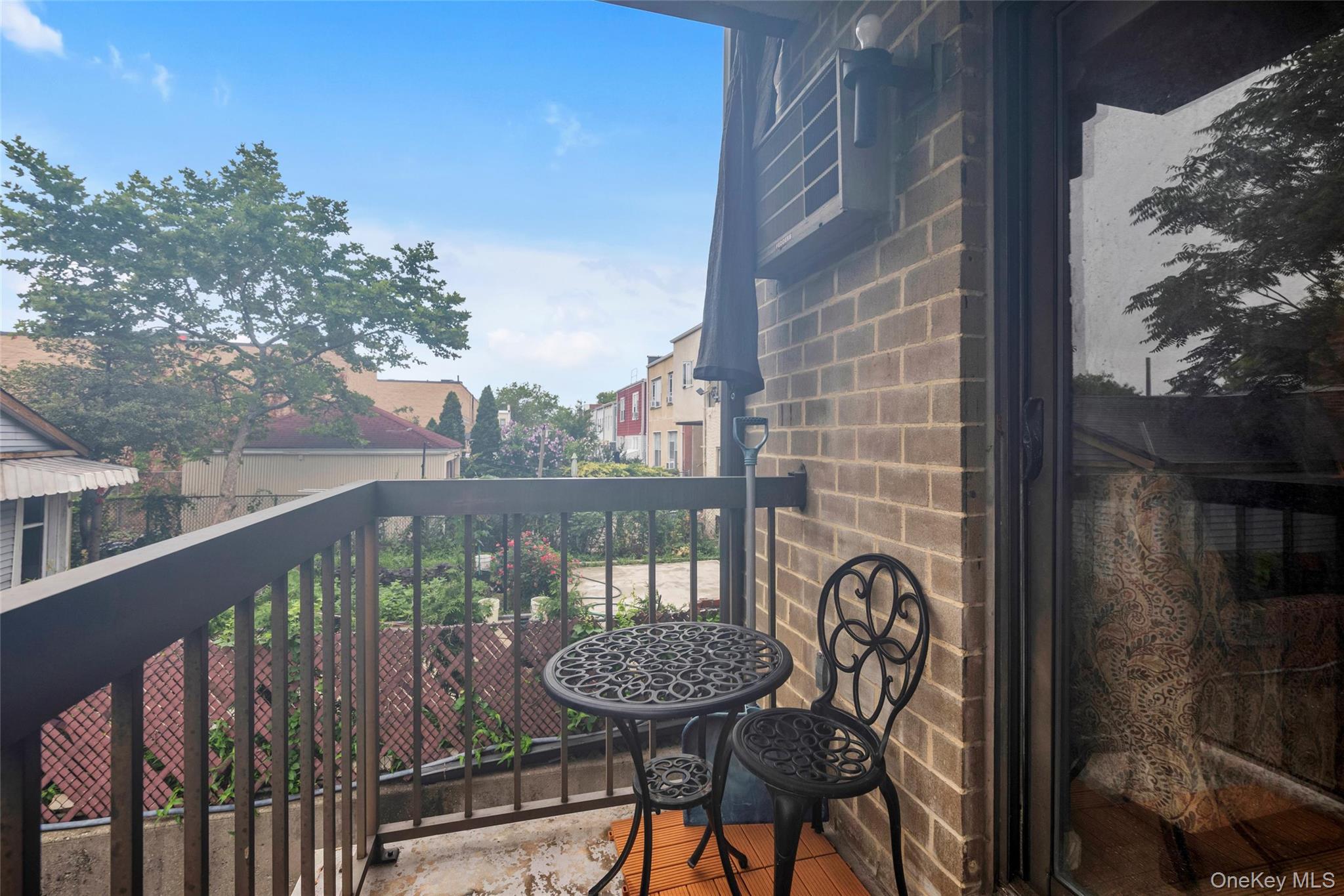 5536 69th Place R3 Property Photo 12