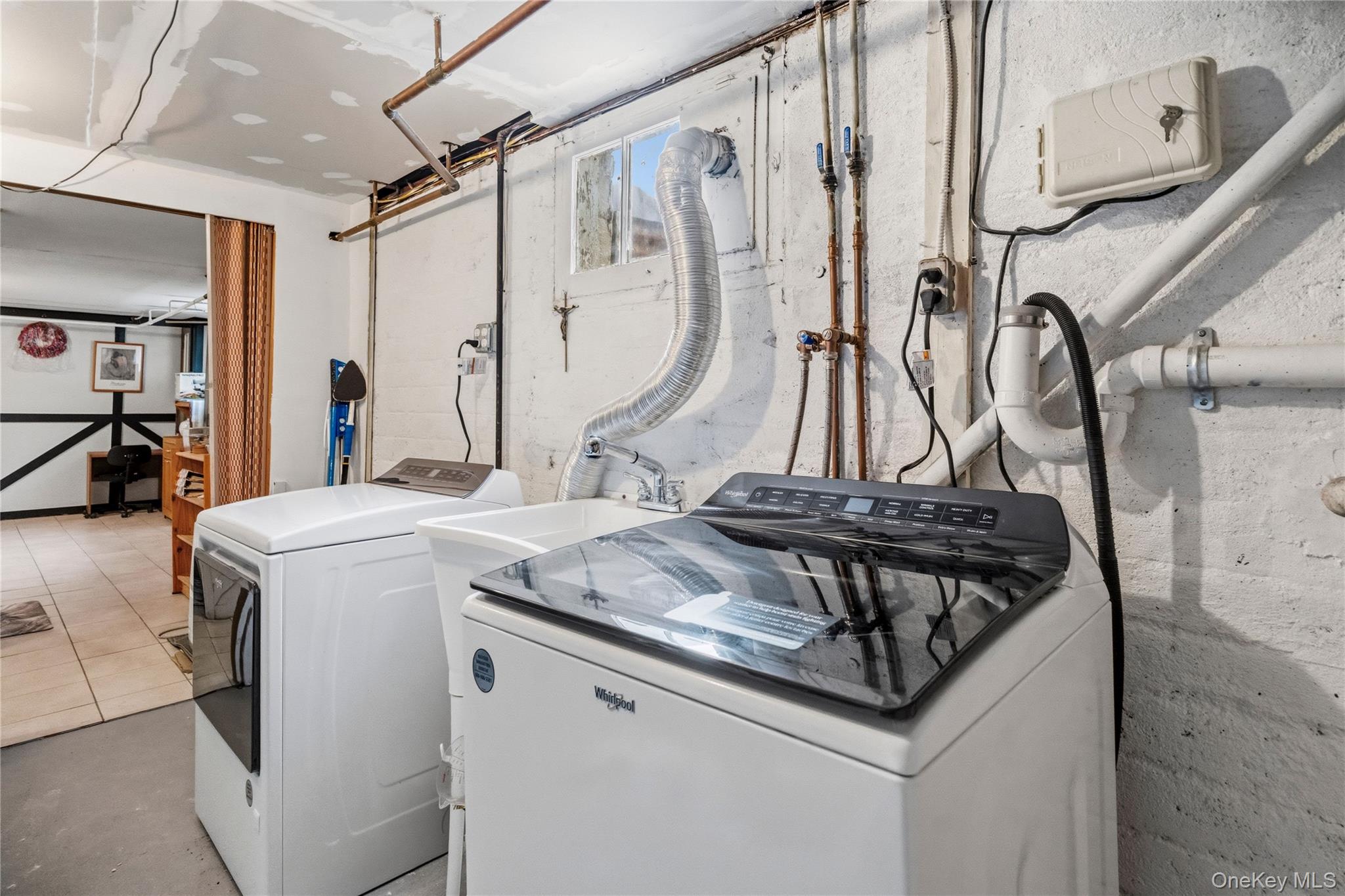 78 Ambrose Avenue Property Photo 29
