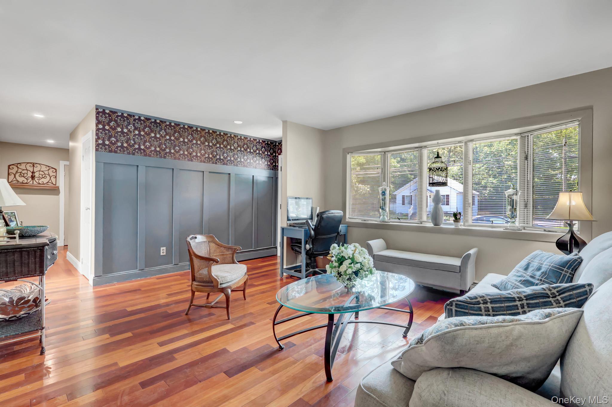 473 Long Island Avenue Property Photo 10
