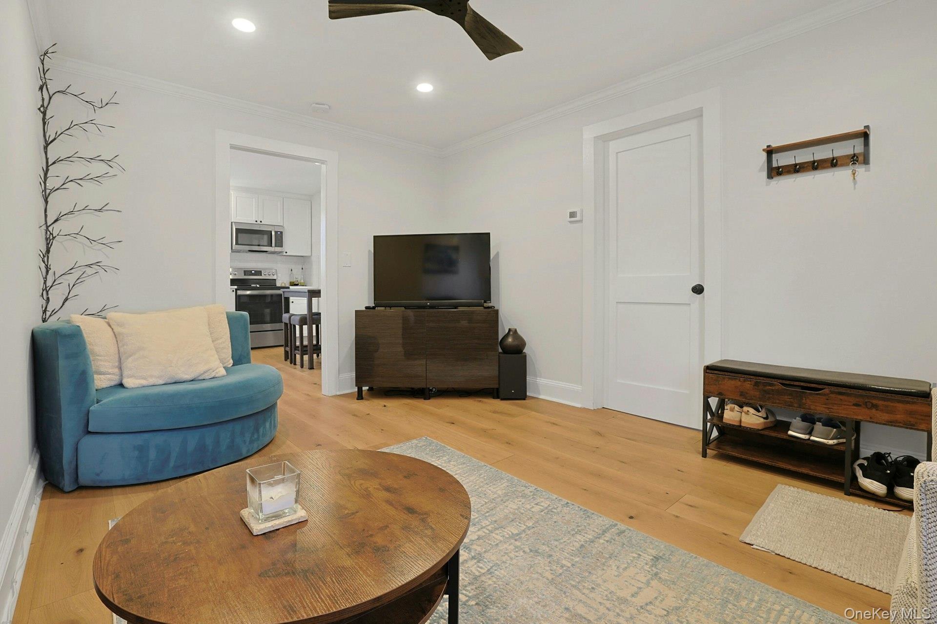 32 School Street A Property Photo 5