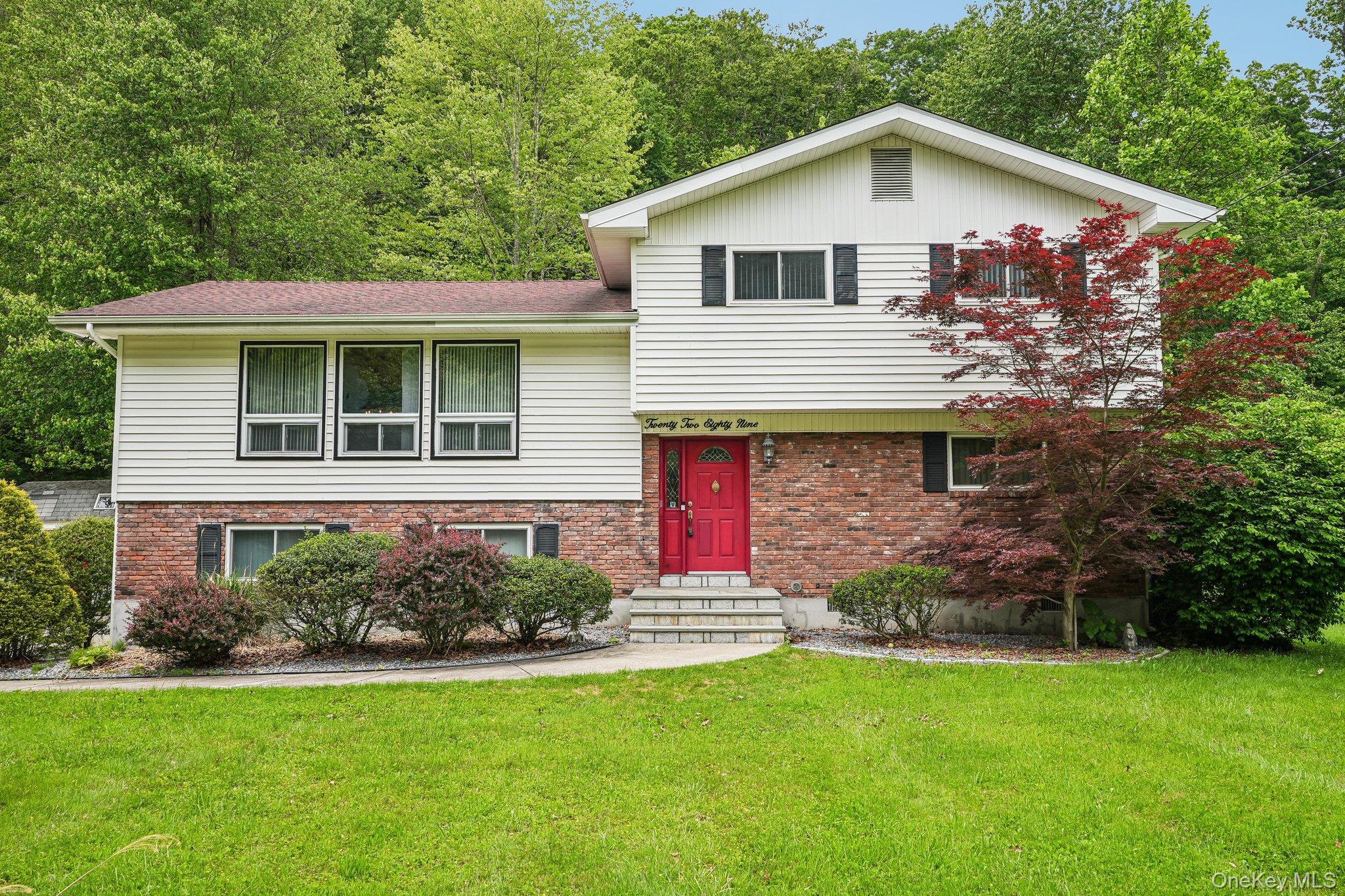 2289 Sultana Drive Property Photo 3