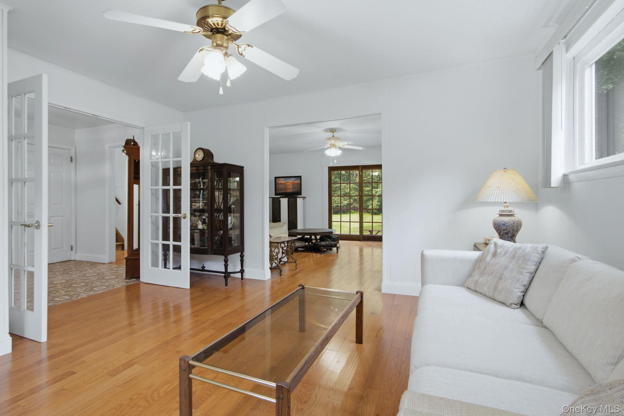 2289 Sultana Drive Property Photo 11