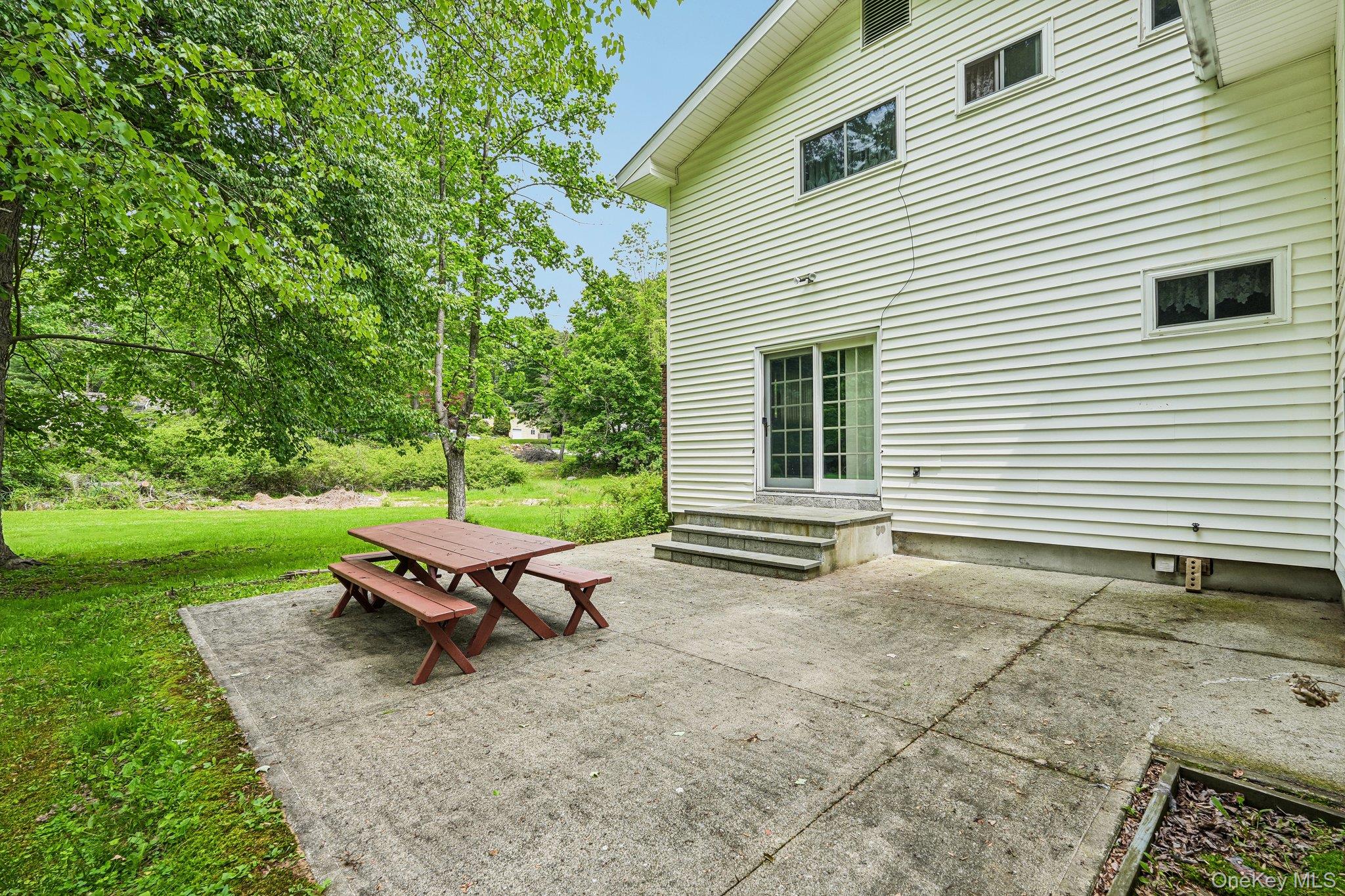 2289 Sultana Drive Property Photo 40
