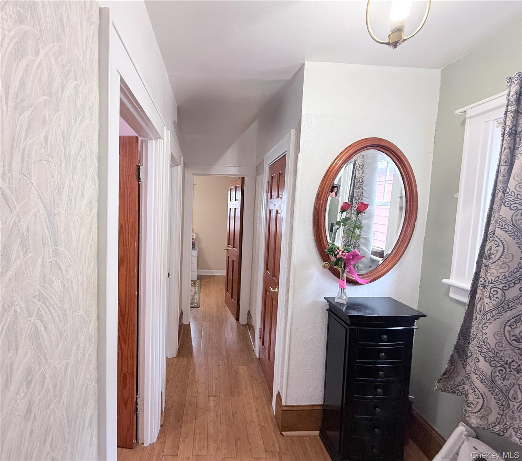 9230 212th Place Property Photo 8