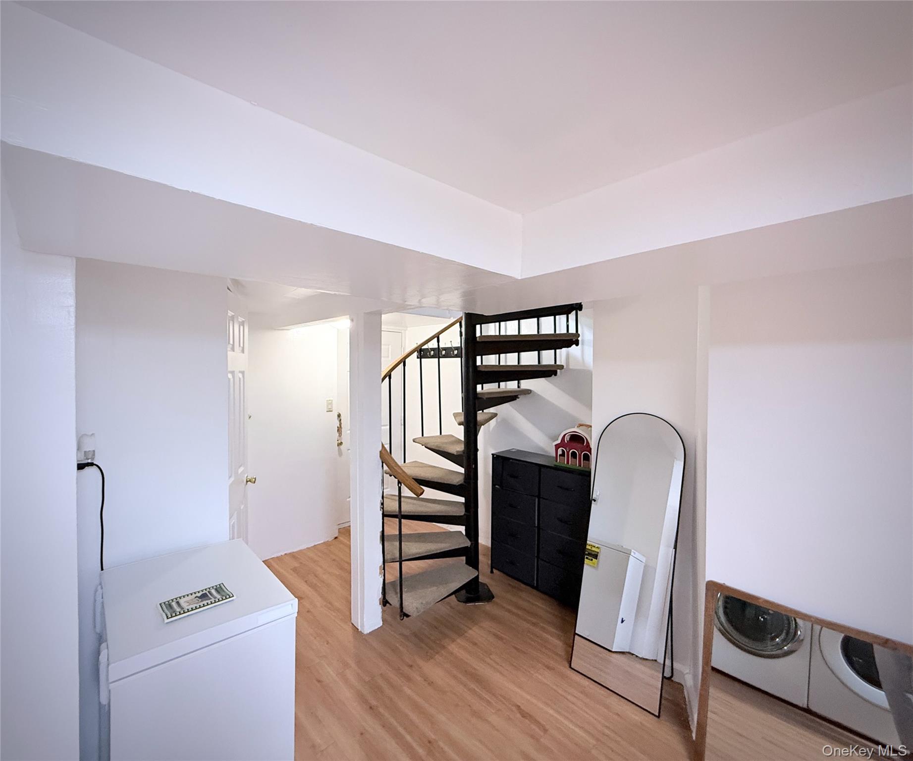 9230 212th Place Property Photo 11