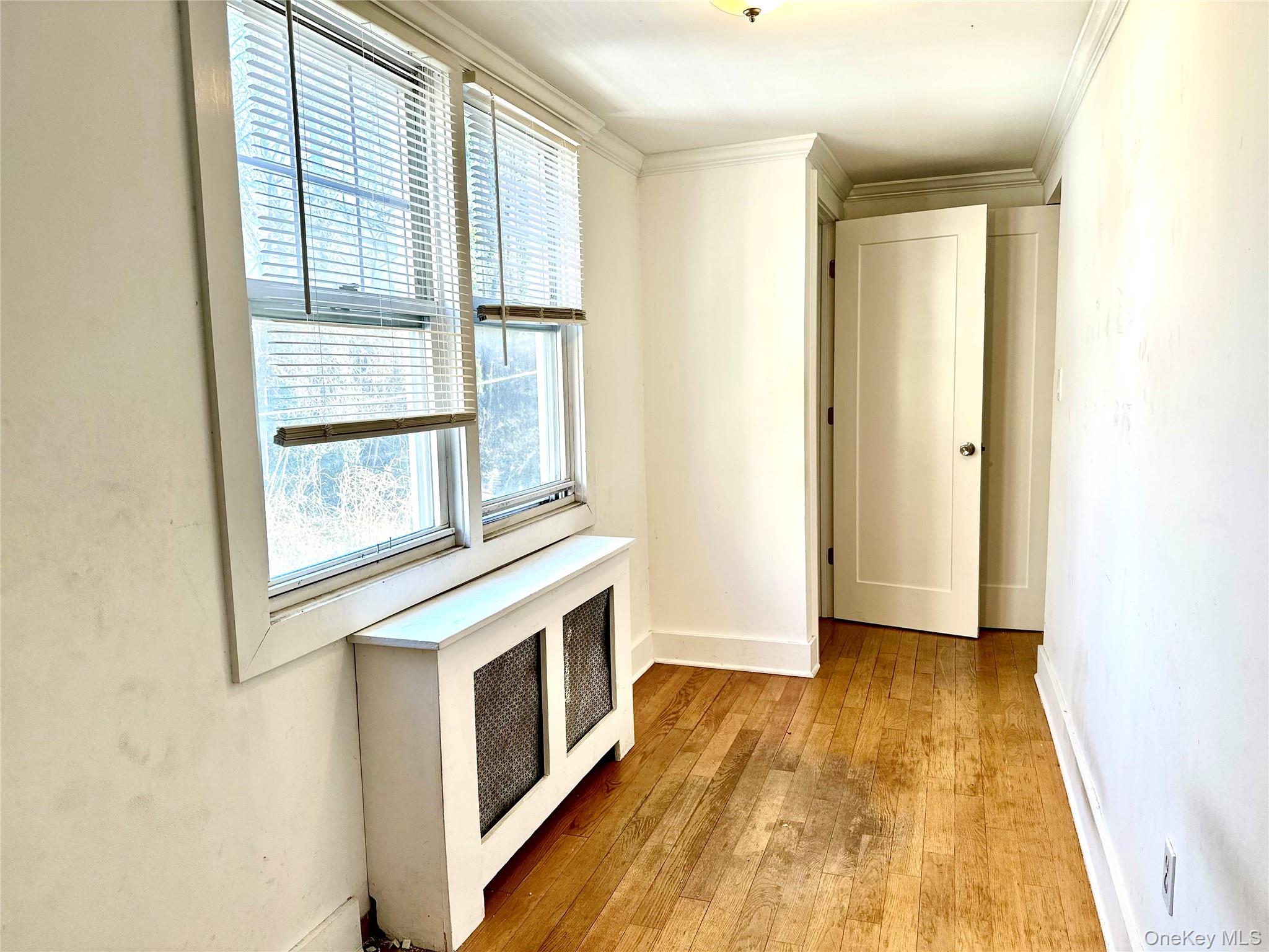 232 Fifth Avenue S (right Side) Property Photo 9