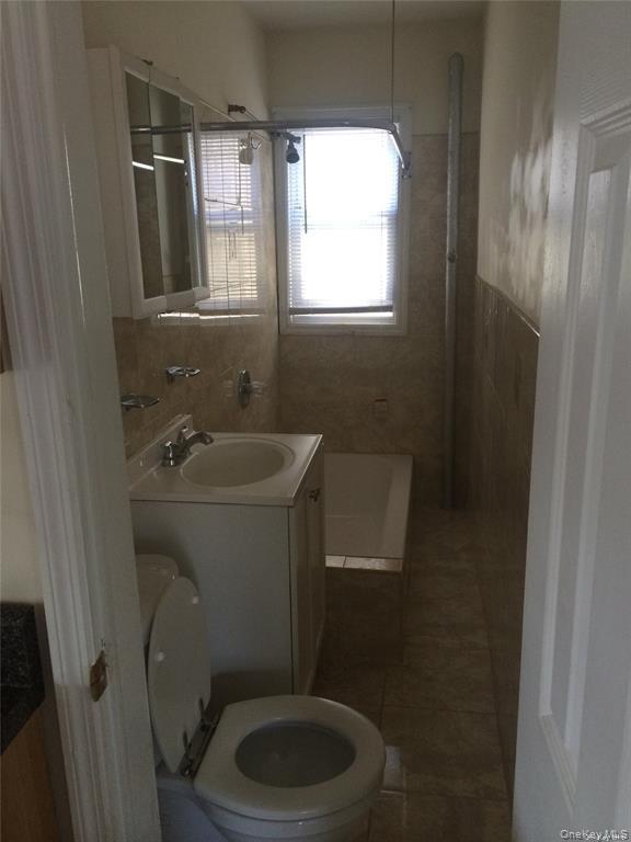 143-22 94th Avenue 2 Property Photo 6