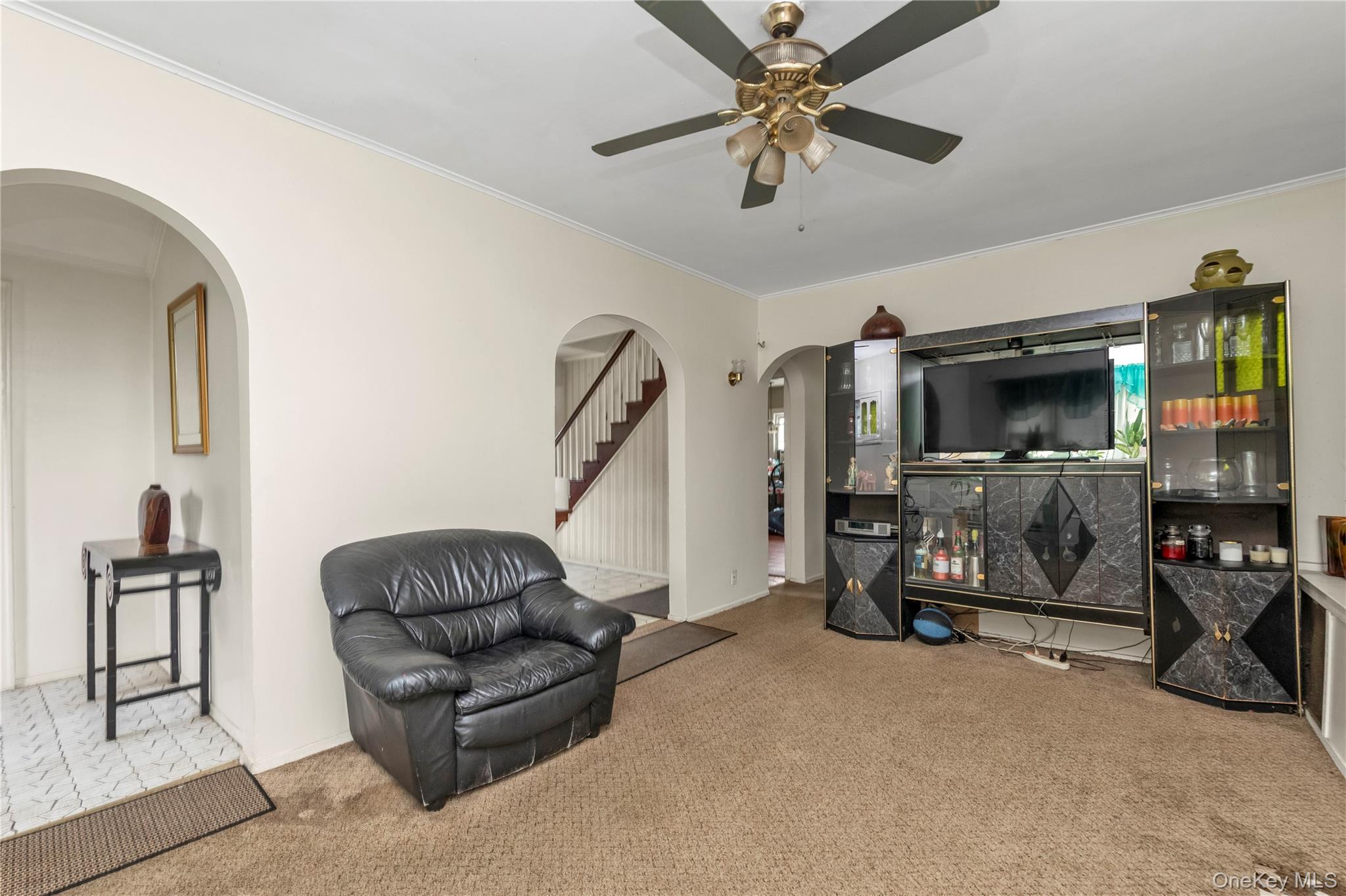 1639 N Empire Street Property Photo 4