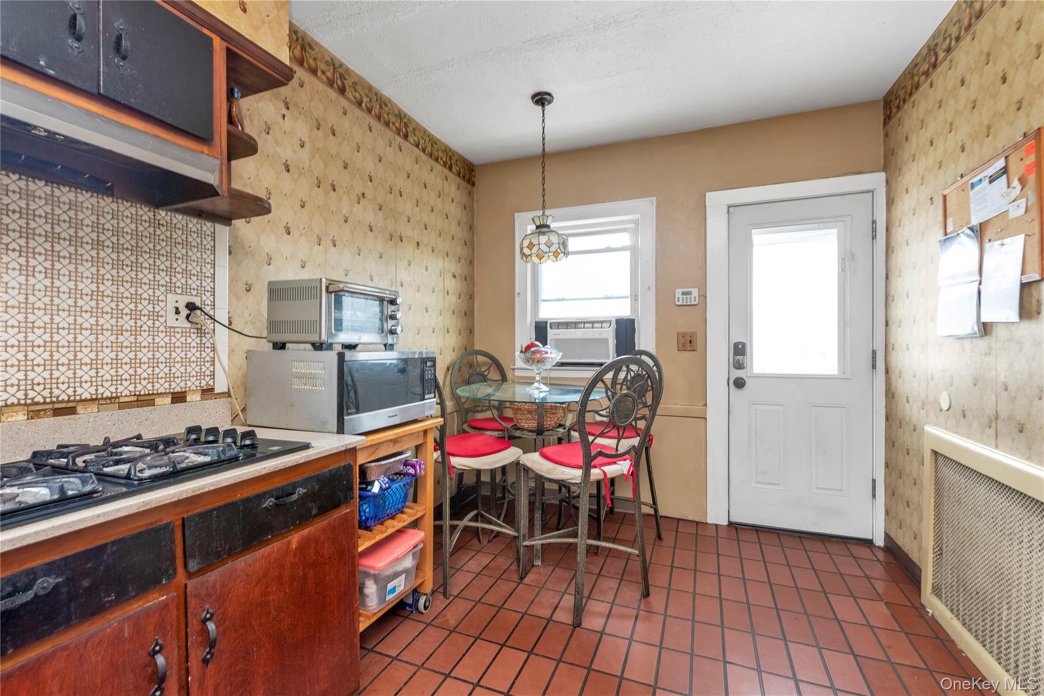 1639 N Empire Street Property Photo 7