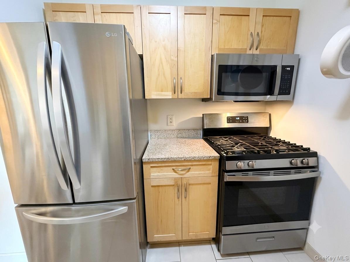 250 E 30 Street 5a Property Photo 15