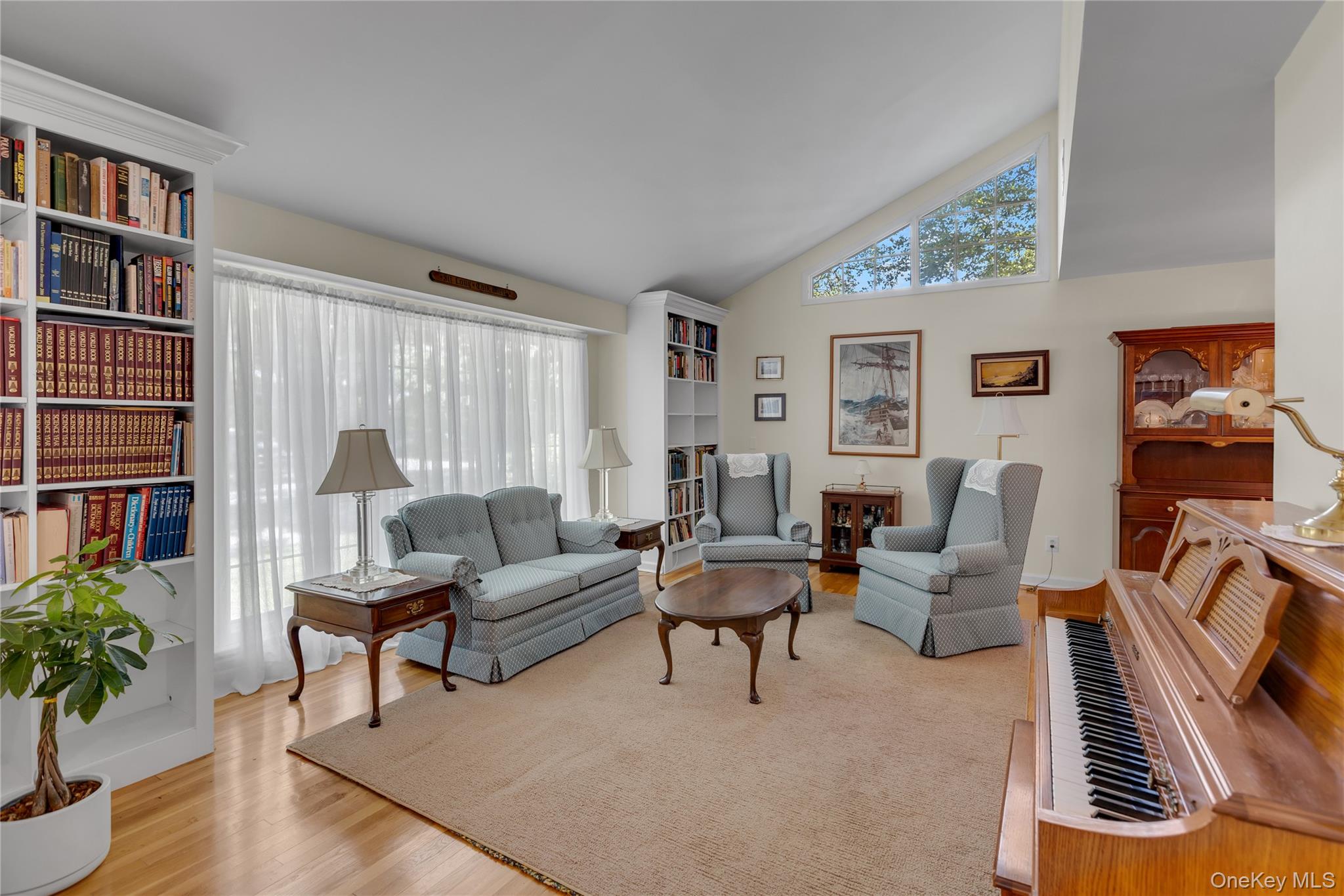 6 Primrose Lane Property Photo 2