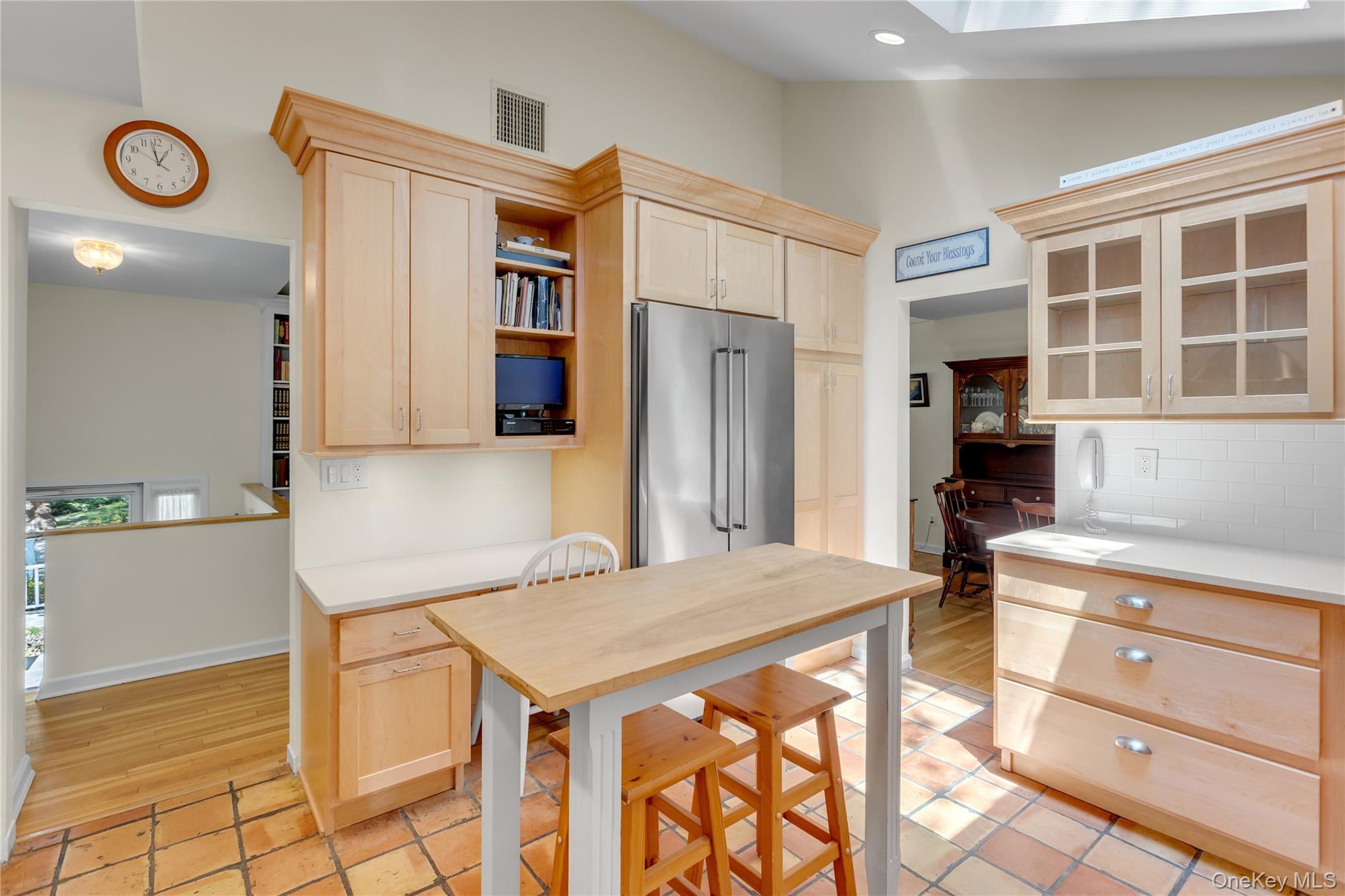 6 Primrose Lane Property Photo 5