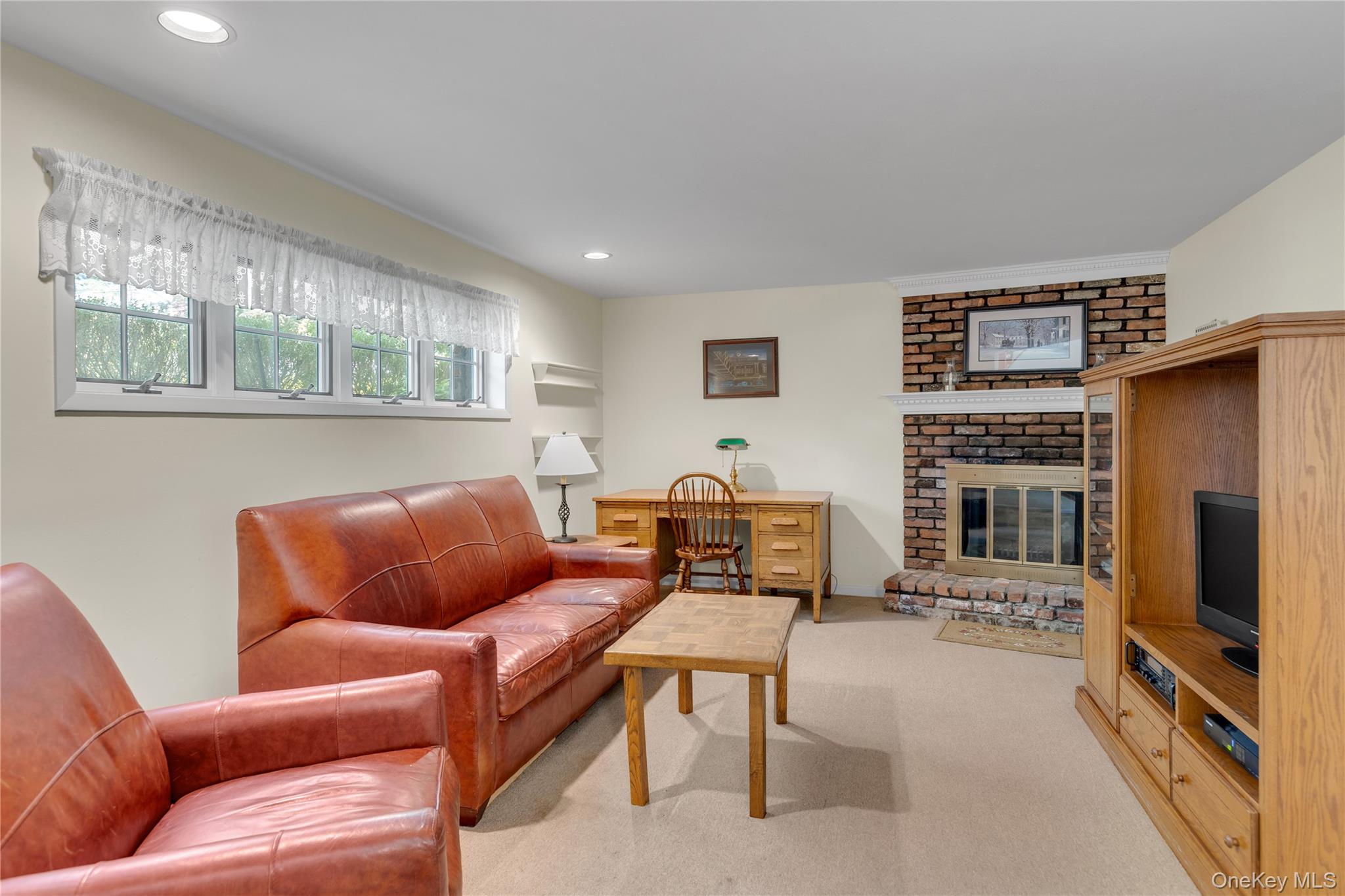 6 Primrose Lane Property Photo 14