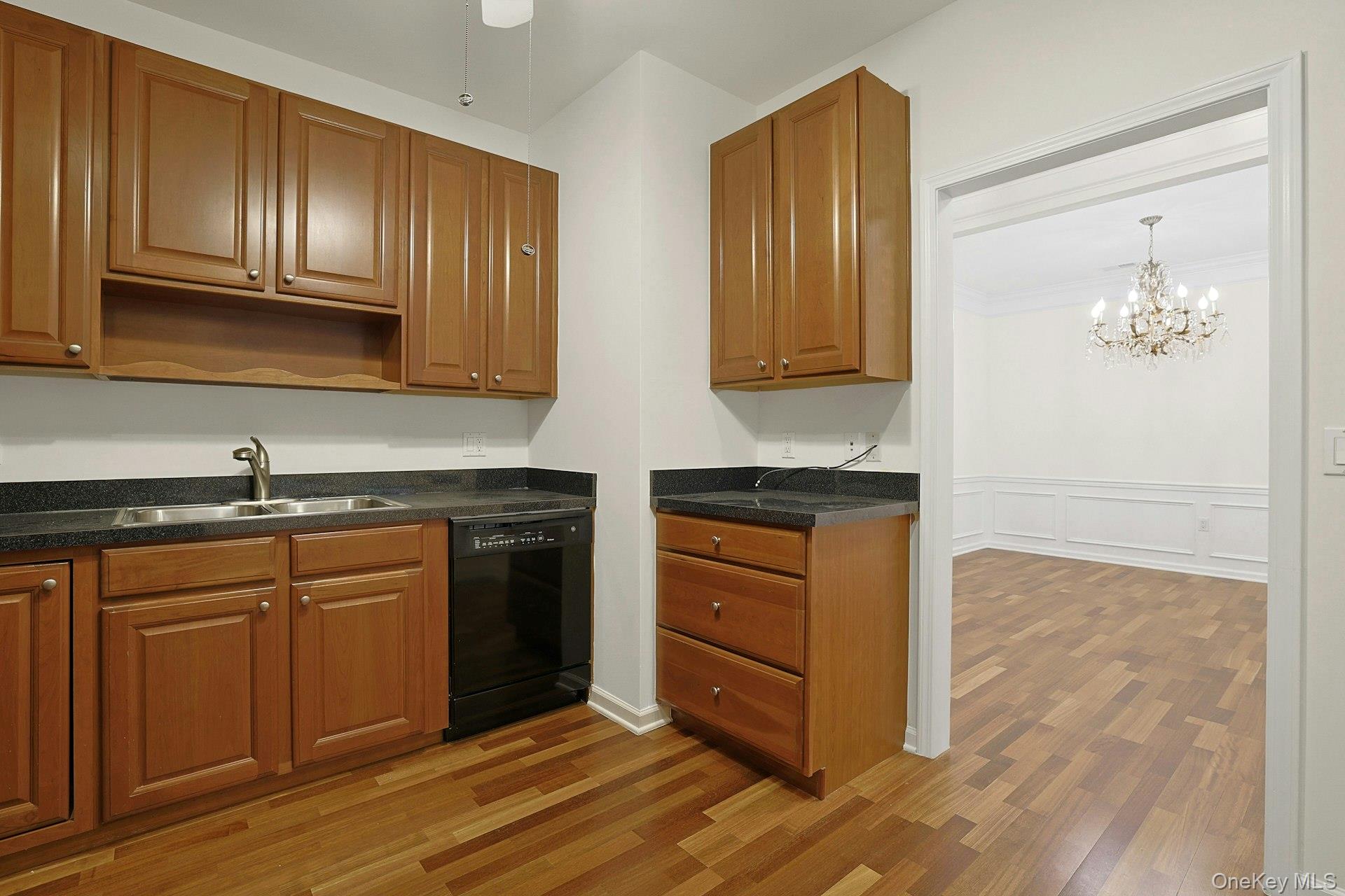 32 N De Baun Avenue 207 Property Photo 10