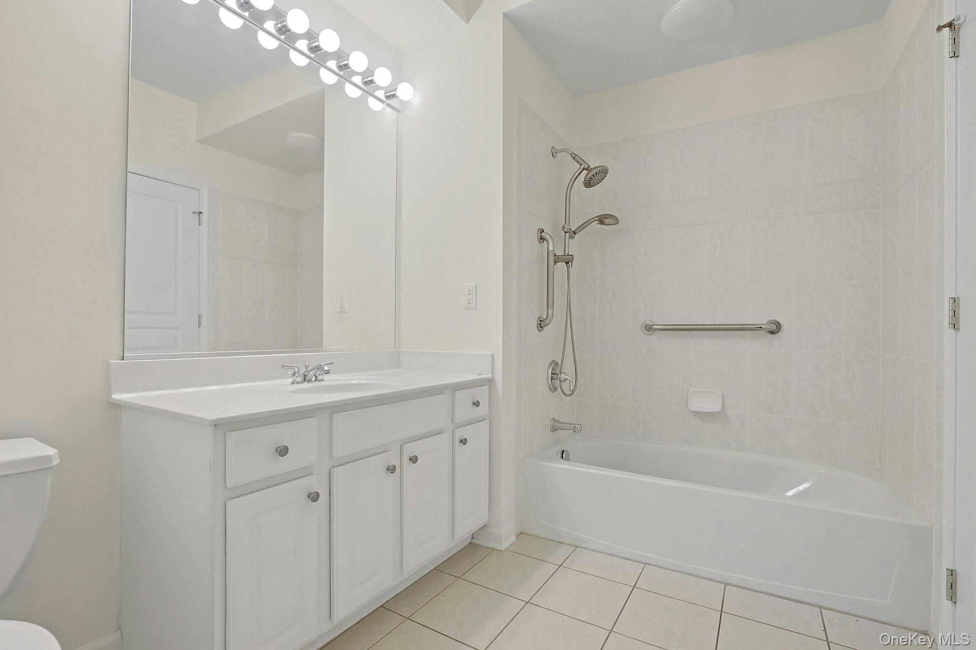 32 N De Baun Avenue 207 Property Photo 14