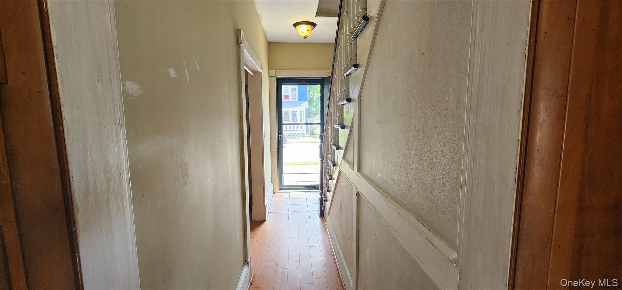 209 W Main Street Property Photo 6