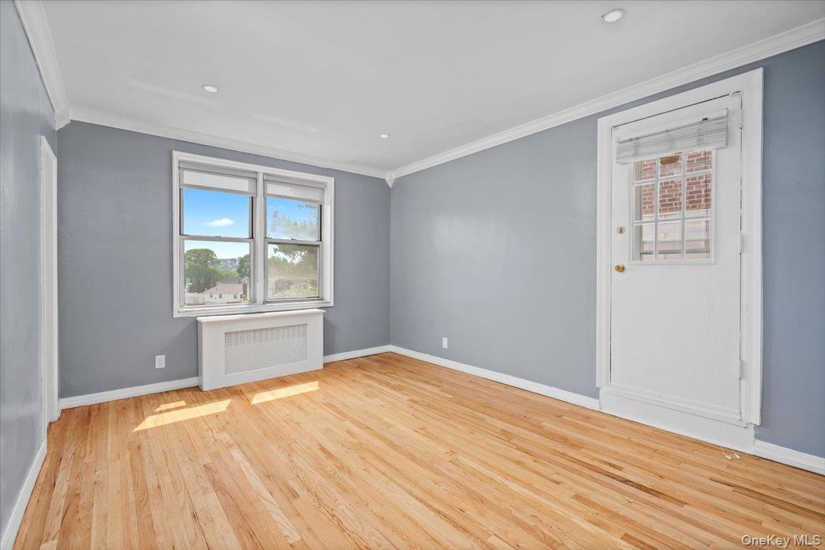 1111 Midland Avenue 6g Property Photo 10