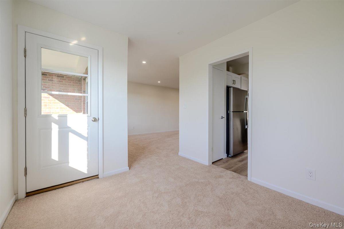99 Randall Avenue 4-l Property Photo 8