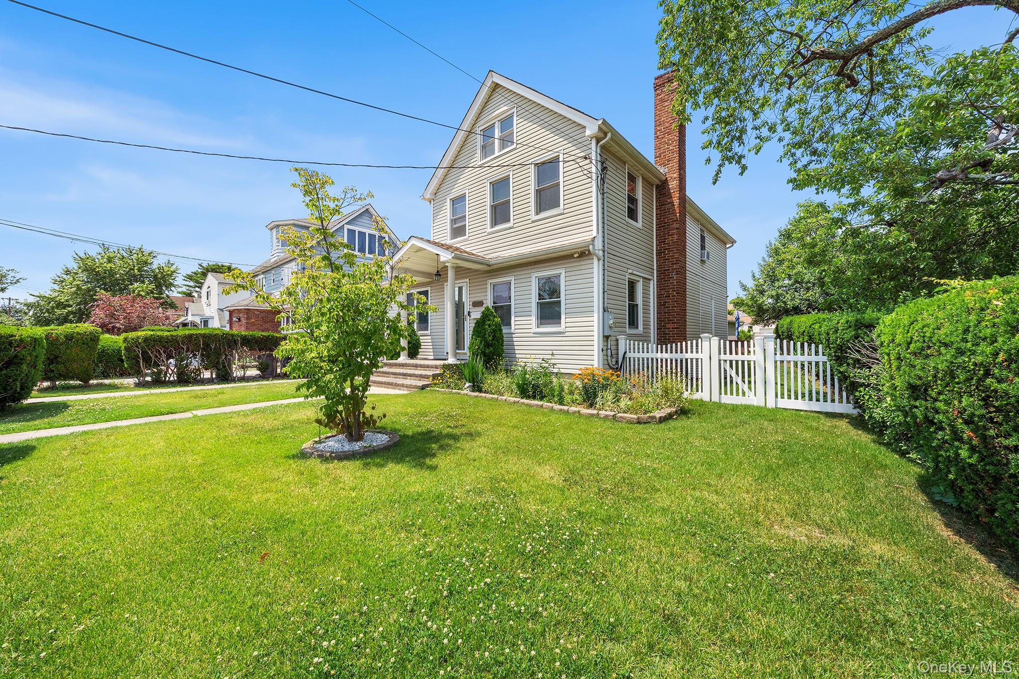 1047 Cornwell Avenue Property Photo 2