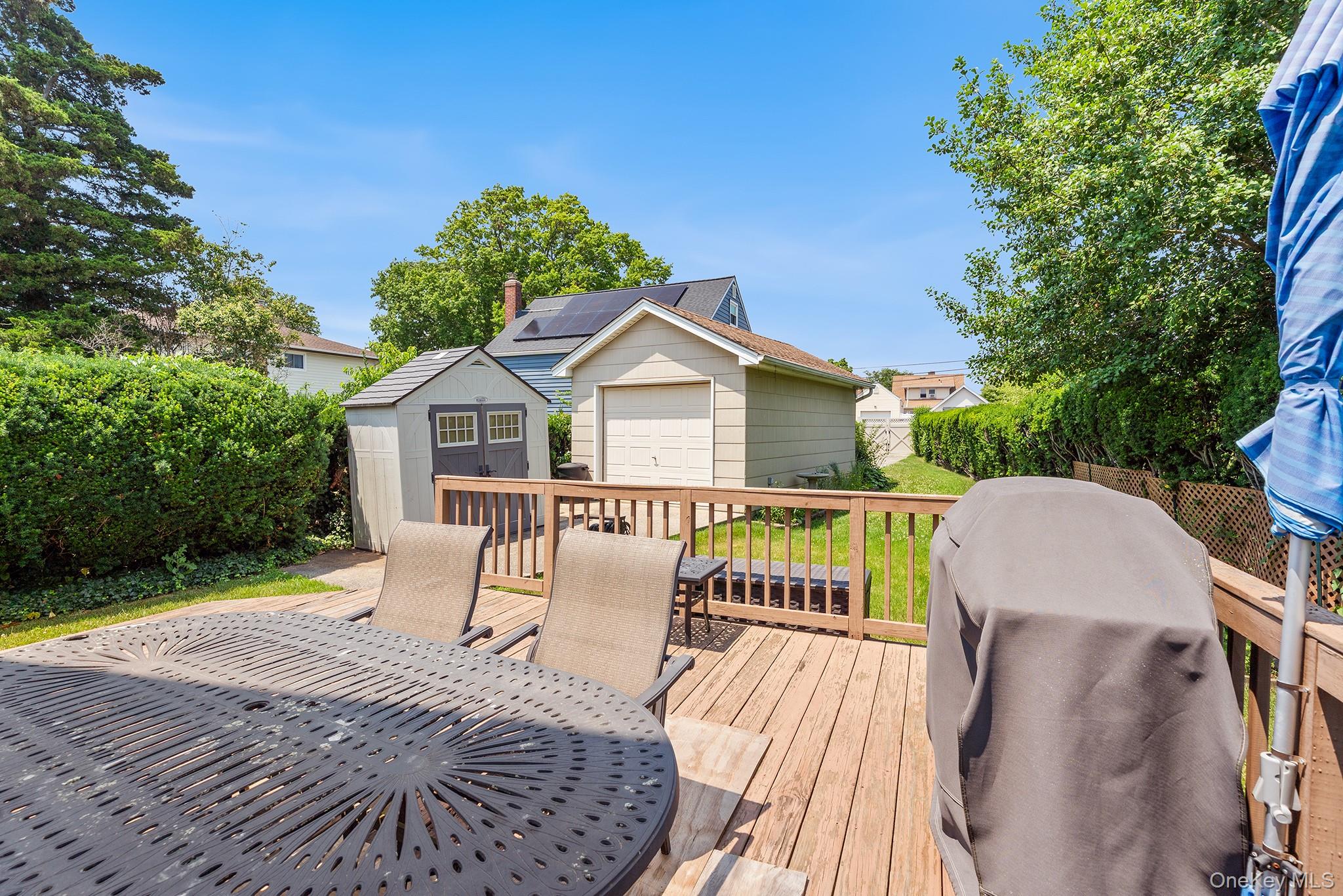 1047 Cornwell Avenue Property Photo 23