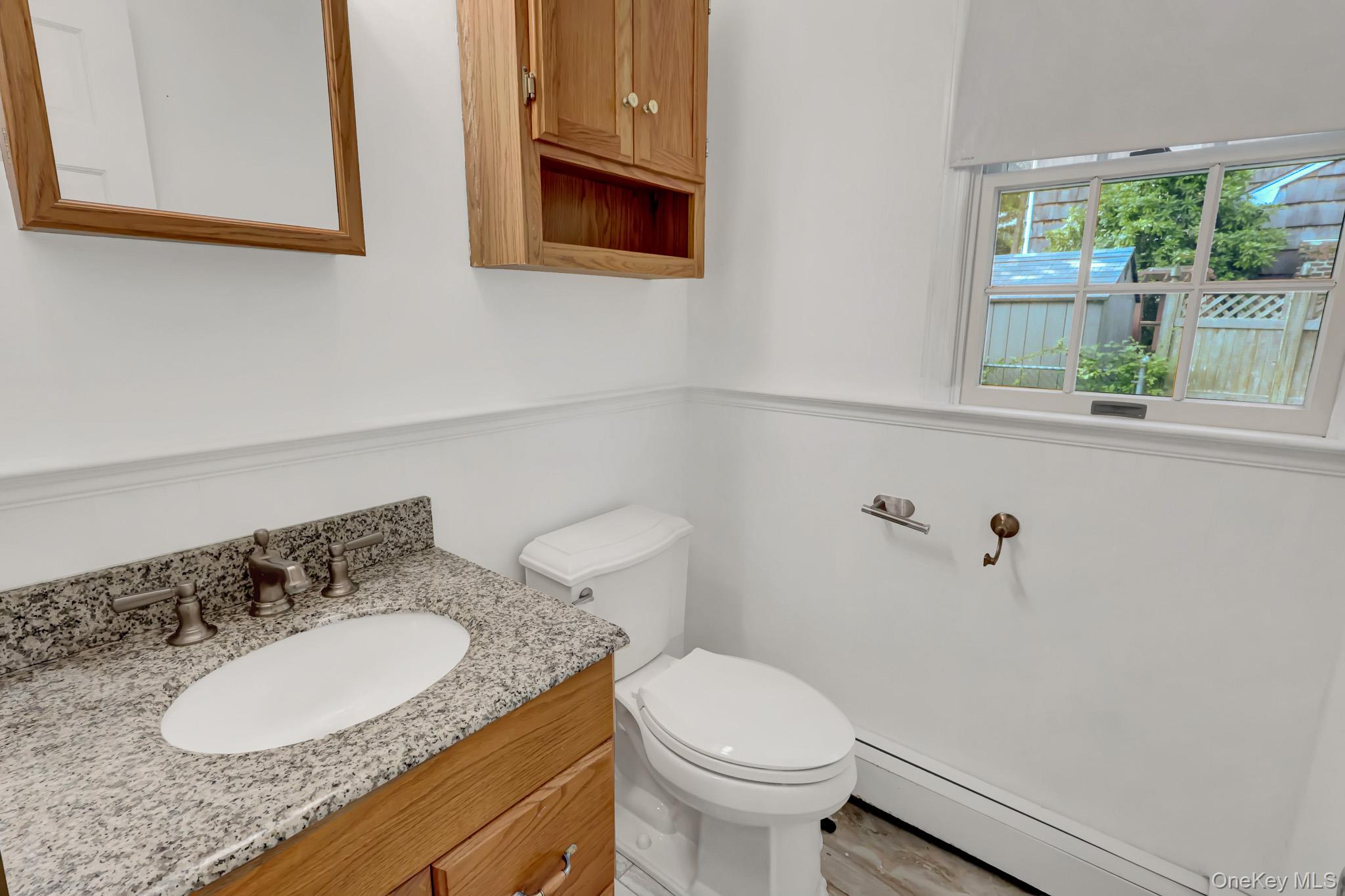 8 Tobi Lane Property Photo 17
