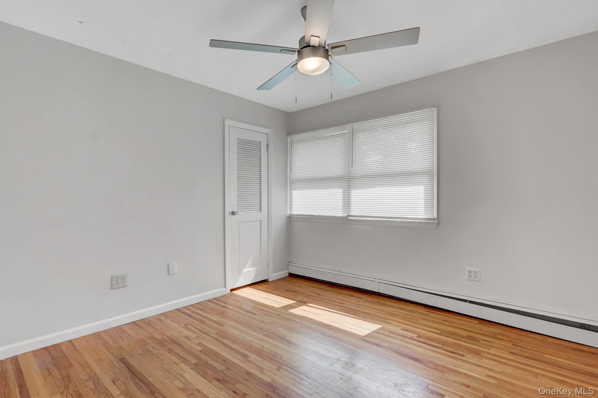 8 Tobi Lane Property Photo 27