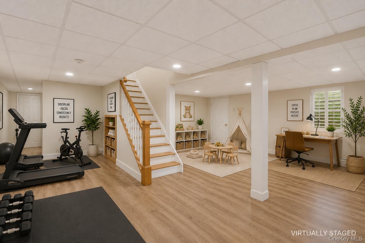 8 Tobi Lane Property Photo 30