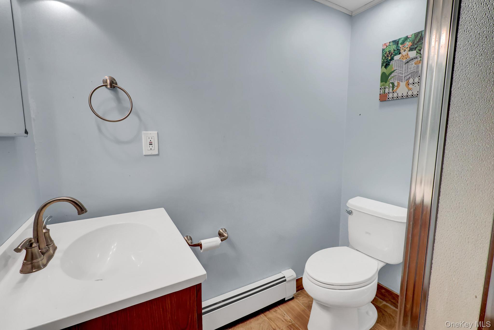 8 Tobi Lane Property Photo 32