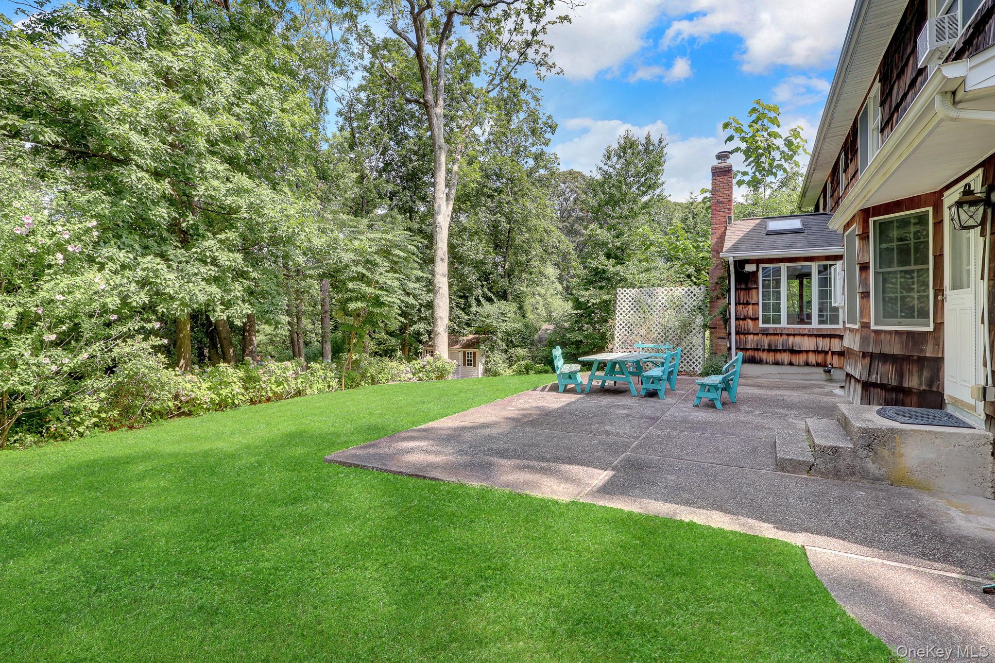 8 Tobi Lane Property Photo 36