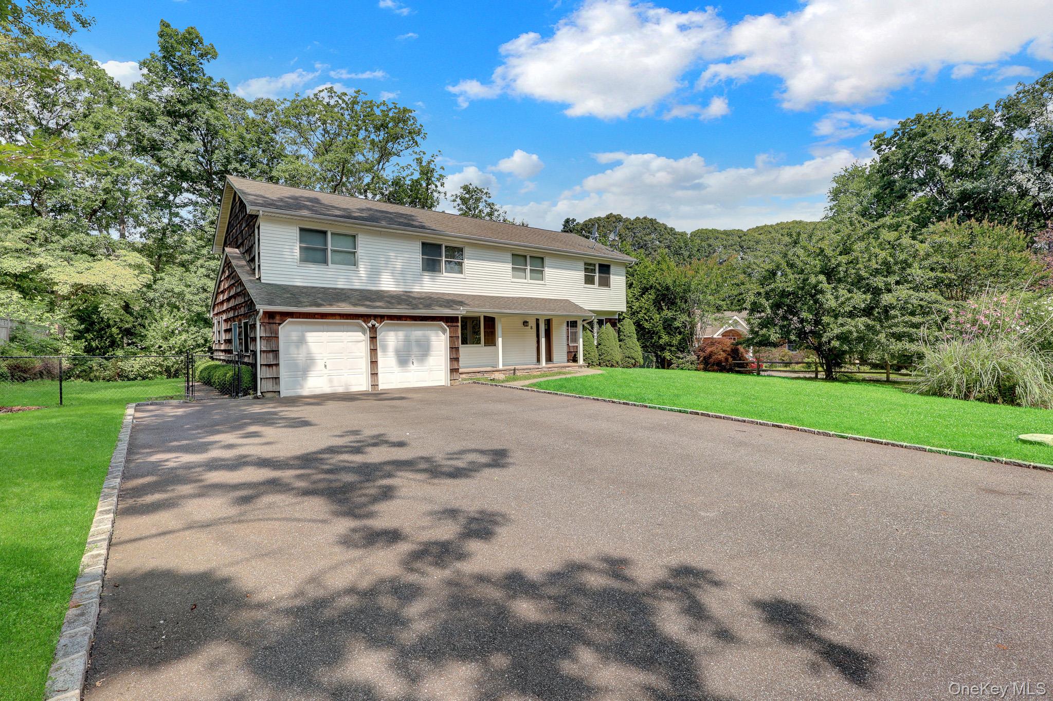8 Tobi Lane Property Photo 39