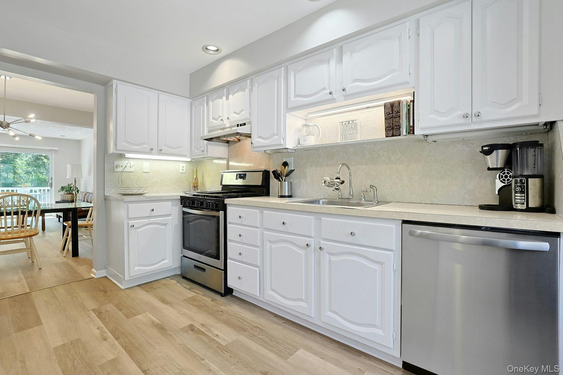 28 Cheshire Lane Property Photo 10
