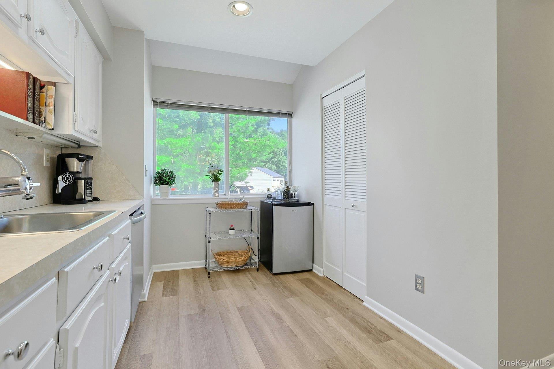 28 Cheshire Lane Property Photo 12