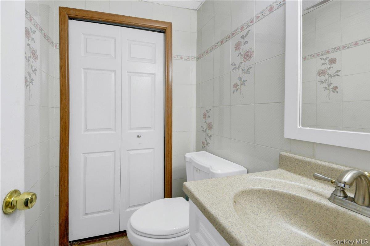 2066 Cicero Avenue 2 Property Photo 23