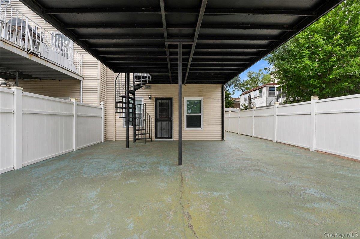 2066 Cicero Avenue 2 Property Photo 32
