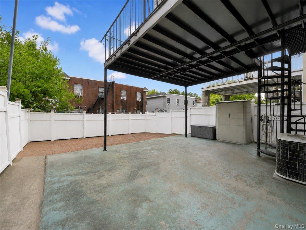 2066 Cicero Avenue 2 Property Photo 35