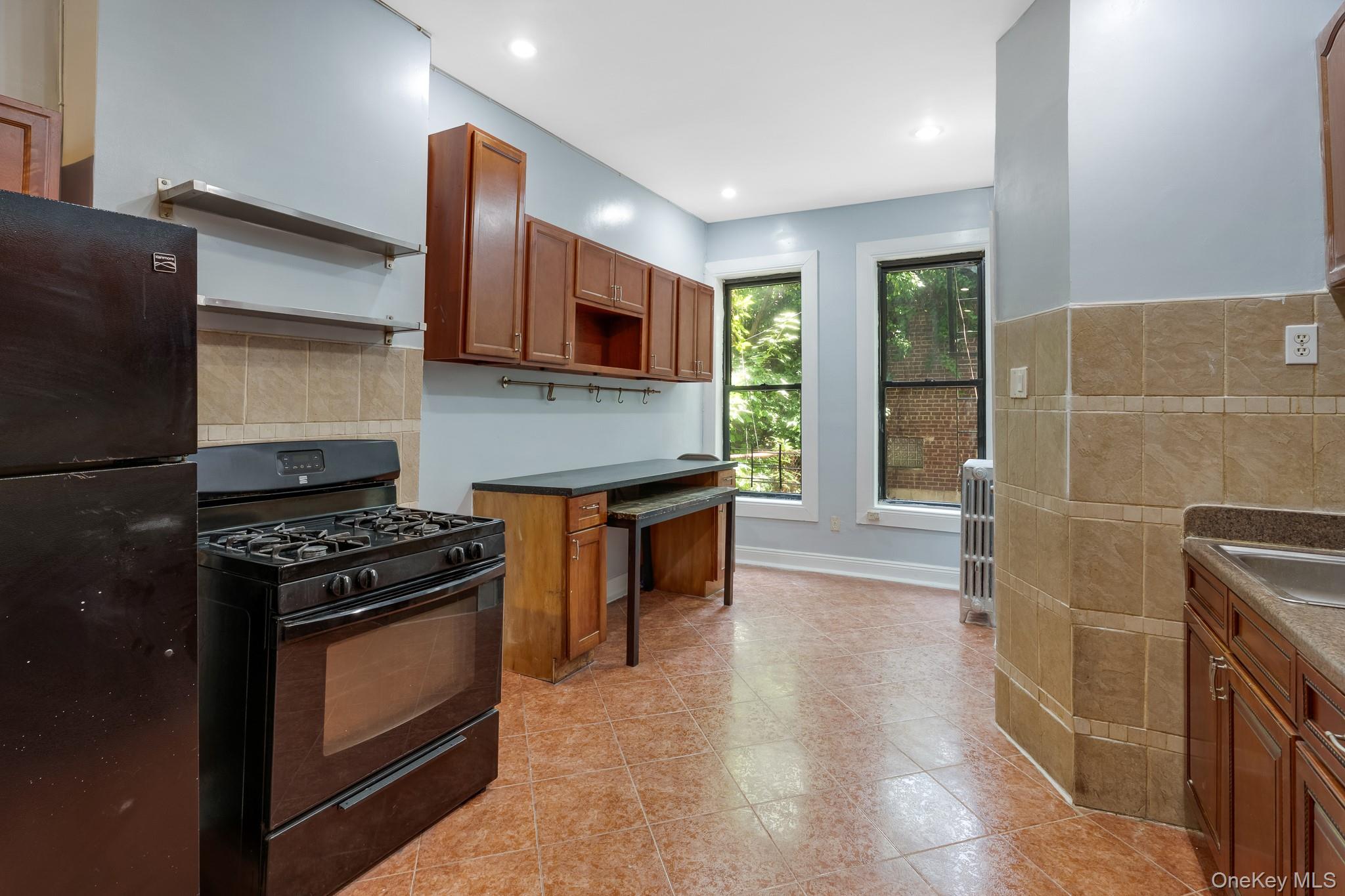 1281 Nostrand Avenue Property Photo 6