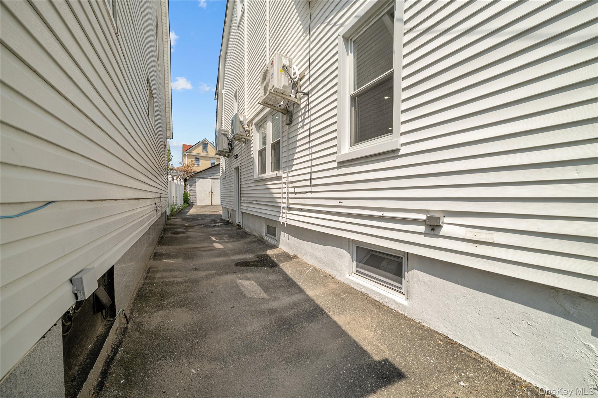 11422 212th Street Property Photo 28