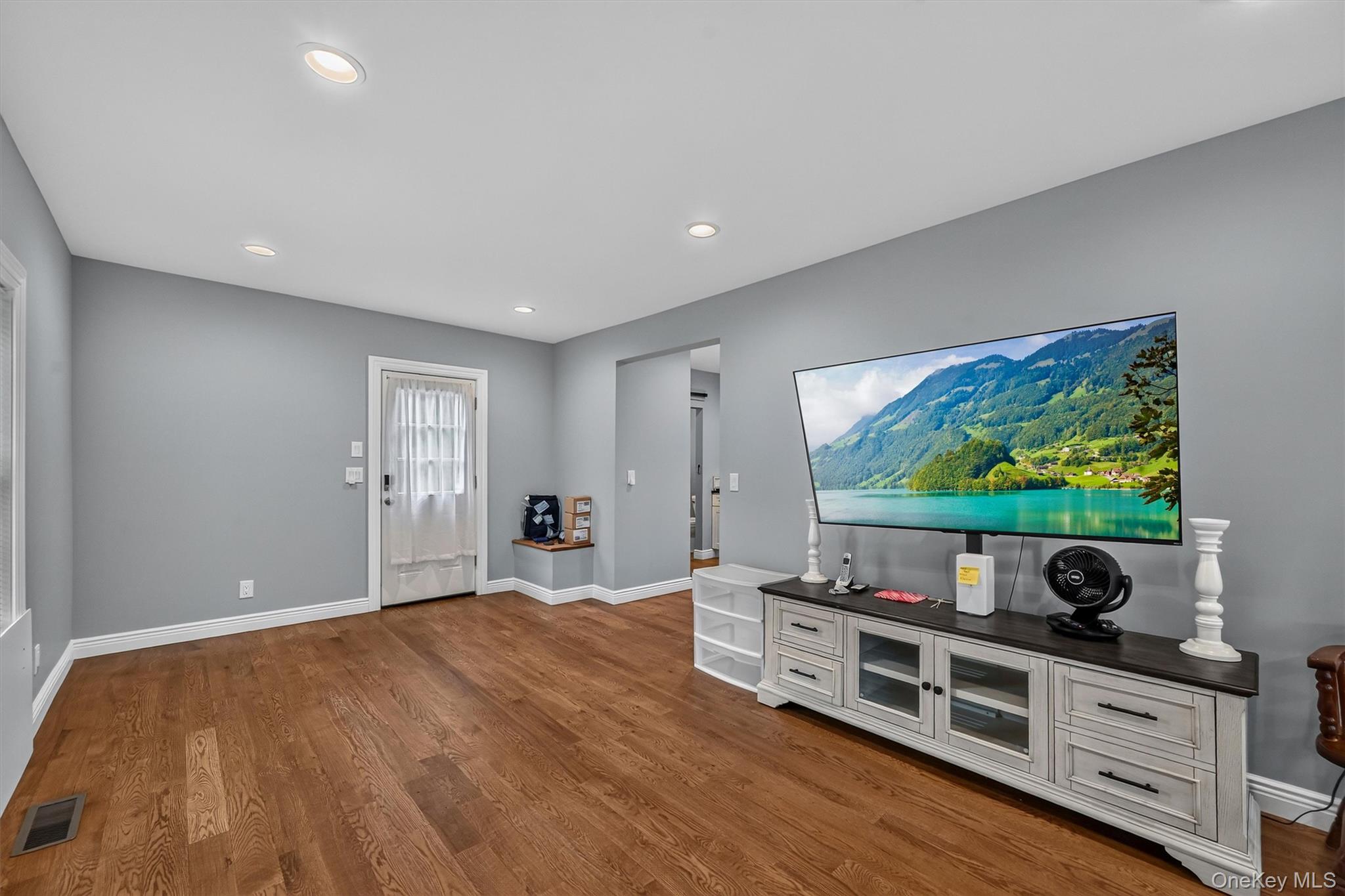 11 Harrison Street Property Photo 14