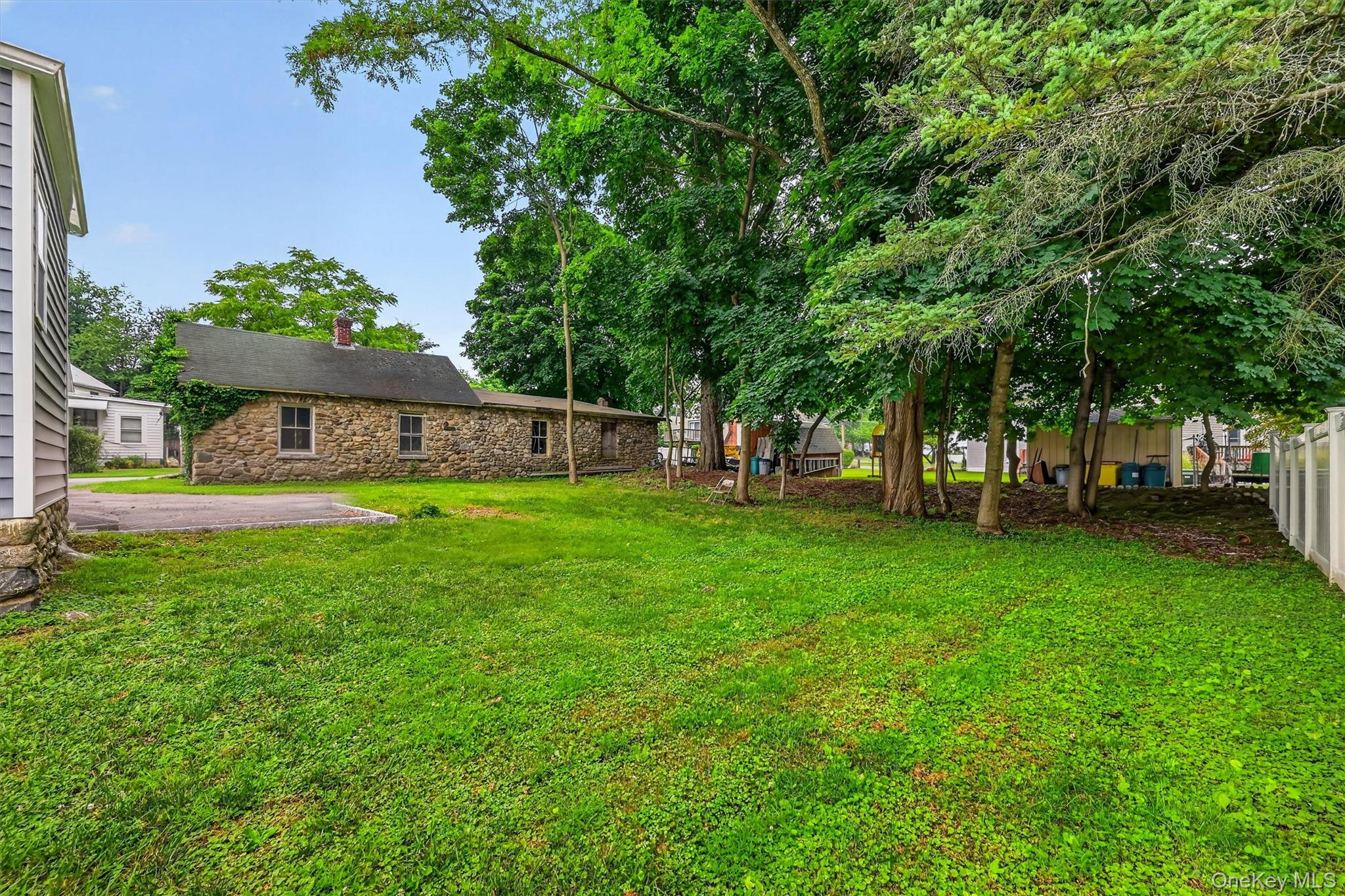 11 Harrison Street Property Photo 32