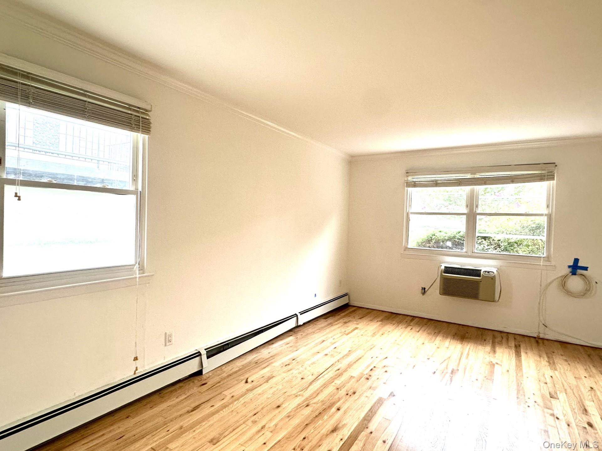 3922 Wilshire Lane H Property Photo 6