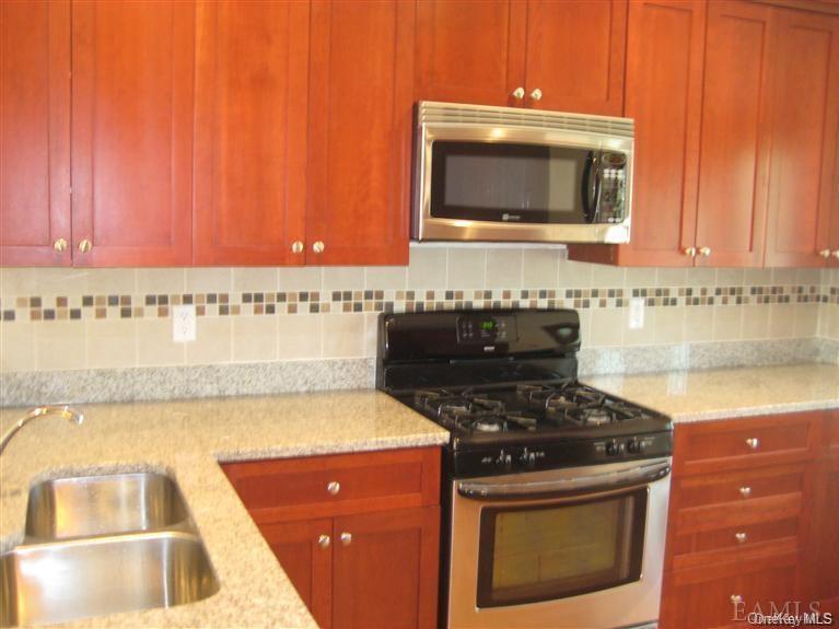 240-250 Pelham Road Property Photo 34