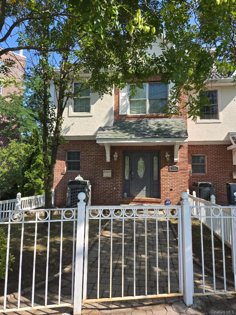 240-250 Pelham Road Property Photo 42