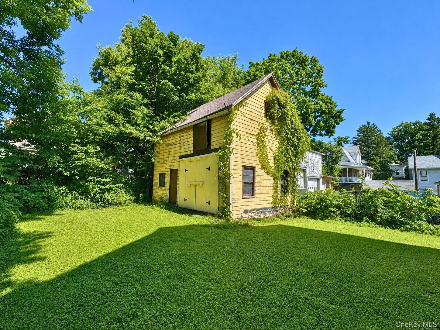 119 Maple Avenue Property Photo 21