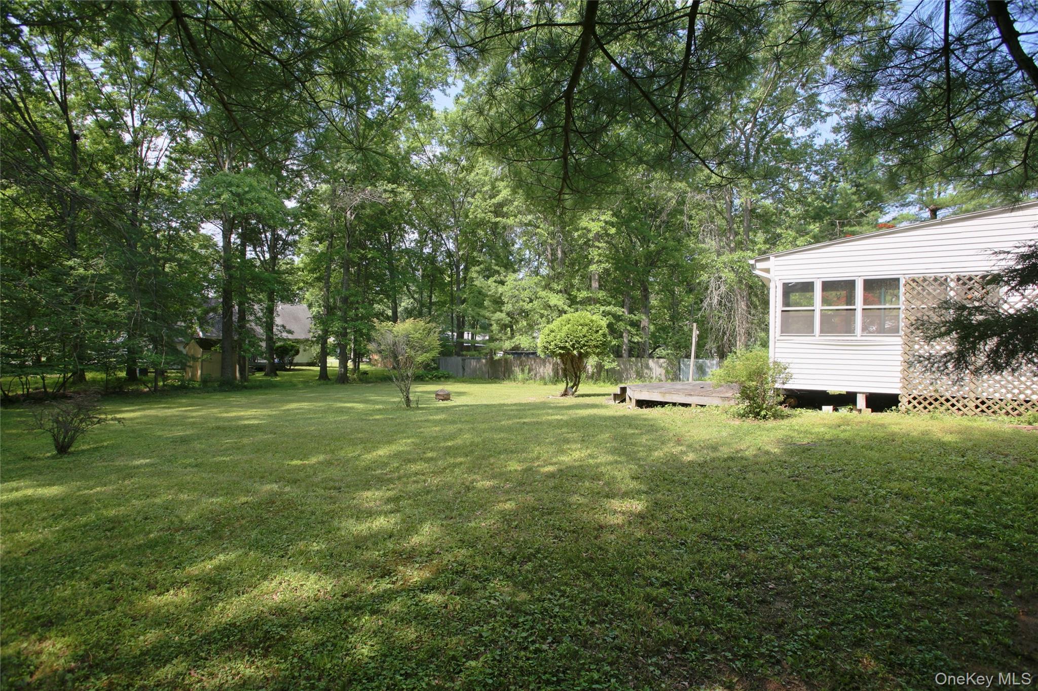 16 Elizabeth Drive Property Photo 6