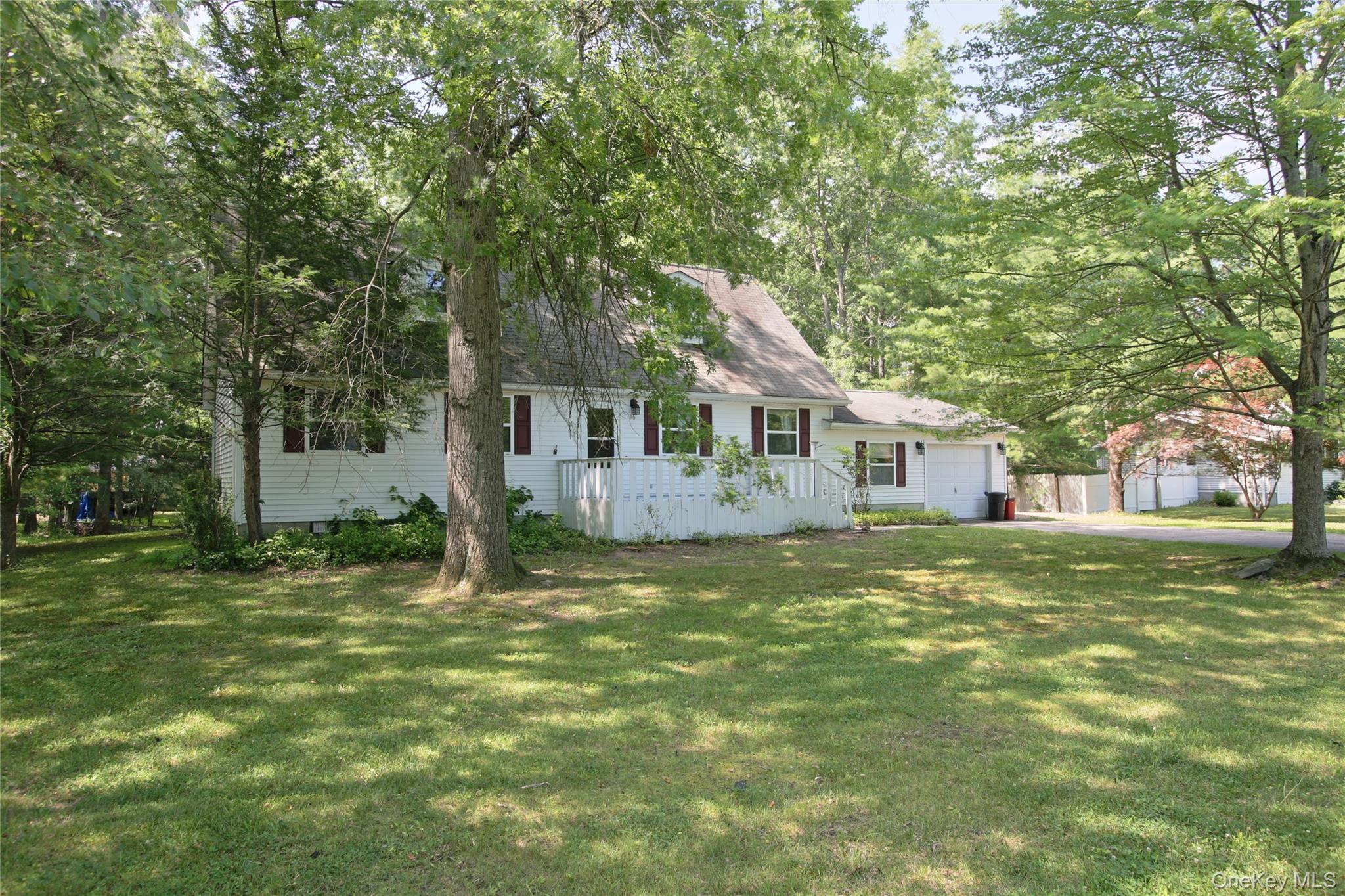 16 Elizabeth Drive Property Photo 7