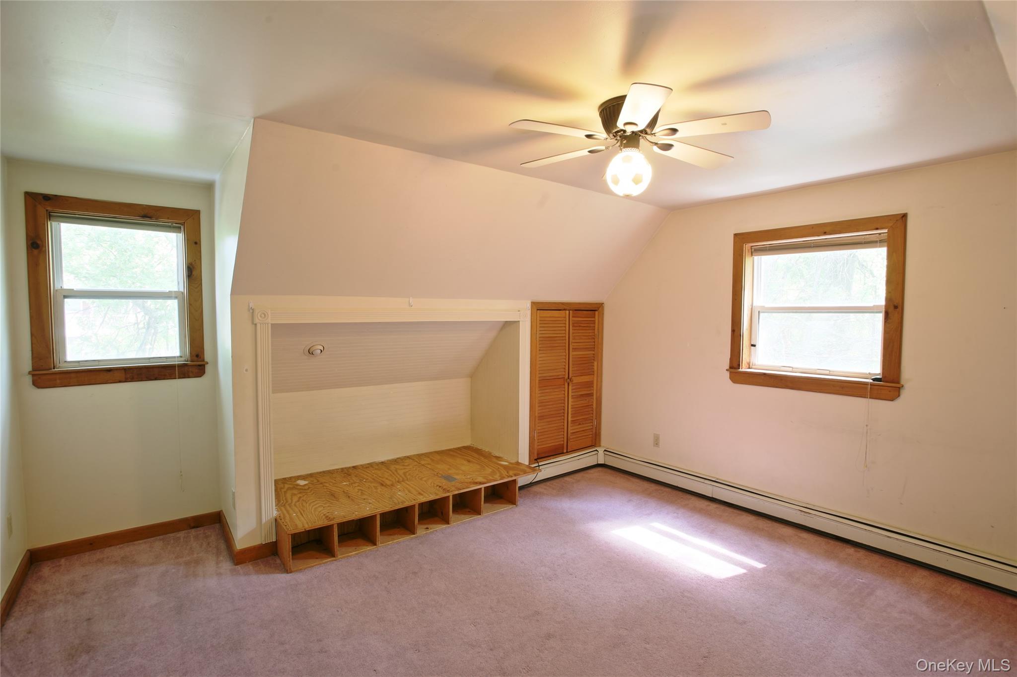 16 Elizabeth Drive Property Photo 15